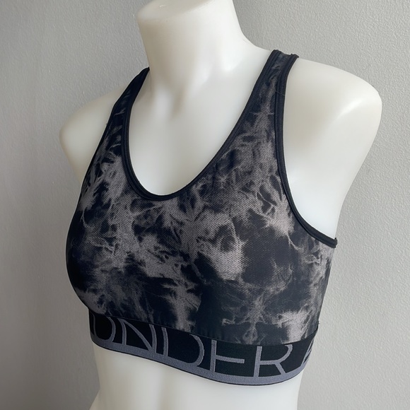 Underarmour Sports Bra Small - Picture 2 of 6